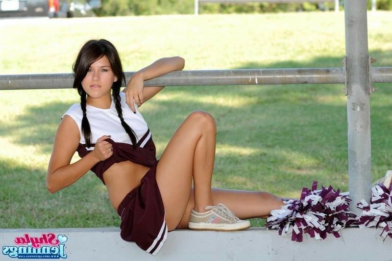 16P Shyla Jennings Dressed As A Cheerleader