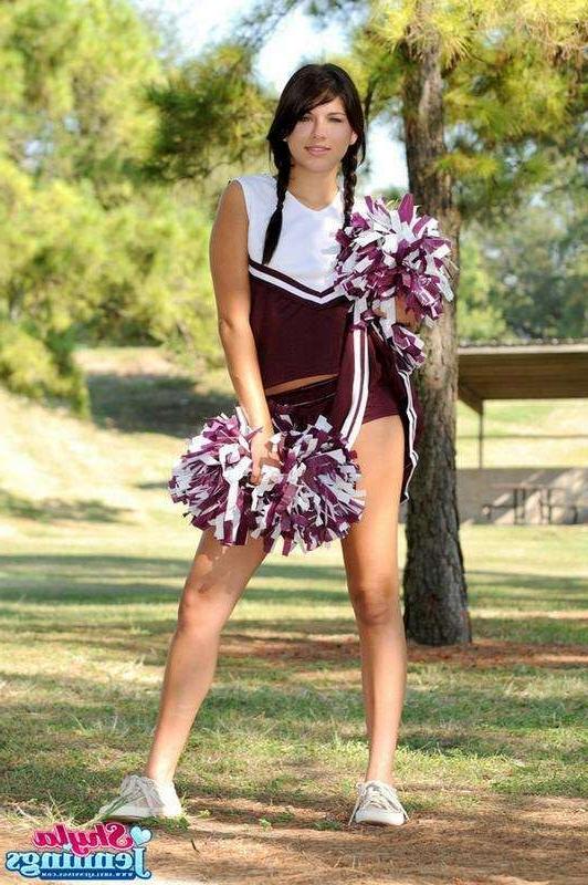16P Shyla Jennings Dressed As A Cheerleader