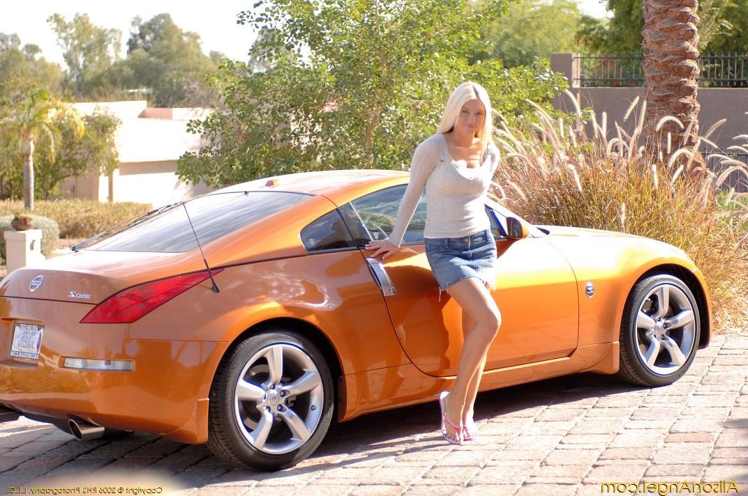 16P Heavenly Gorgeous Blonde Alison Angel Naked