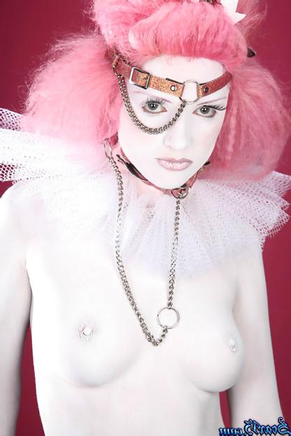 15P Pink haired gothic babe shows off smokin hot body