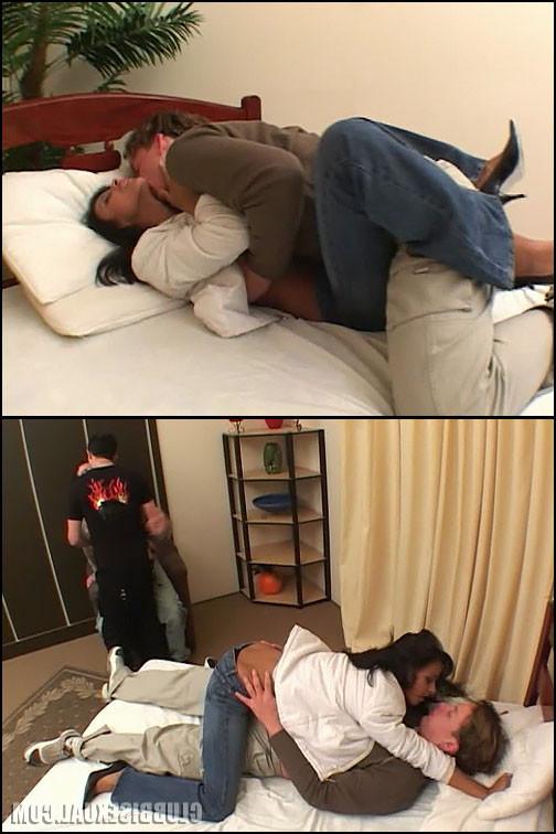 20P Wild Bisexual Foursome on the Bed