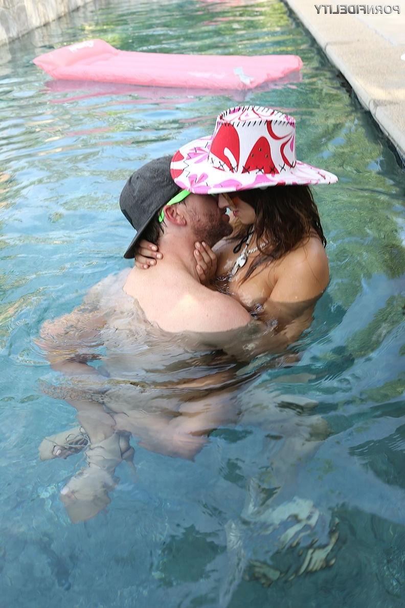 16P Ashley Adams Fucked