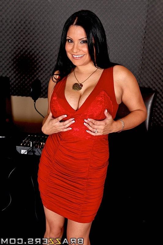 15P Cheating Bigtits Milf In High Heels Hardcore Blowjob