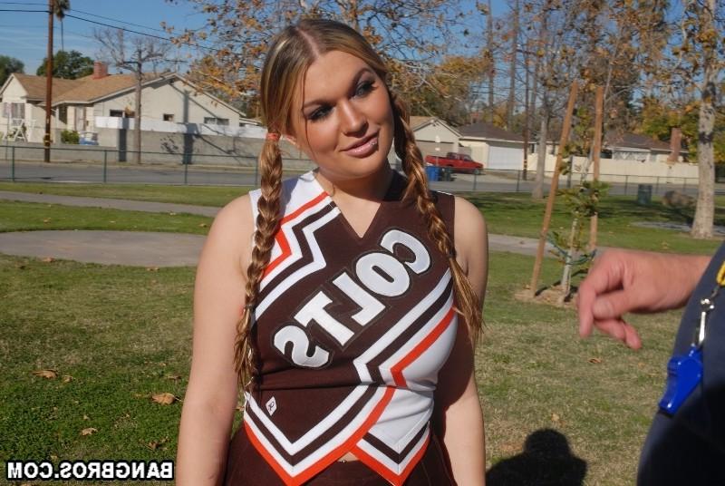 16P She has two good reasons to remain in the cheerleader team