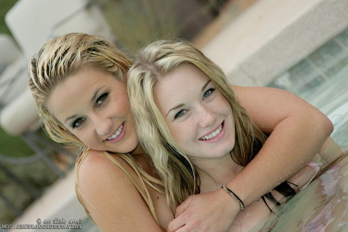 15P Hot bikini teens kissing in pool