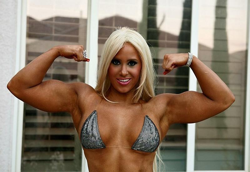 12P Incredible gorgeous blonde Fitness Goddess bikini posing