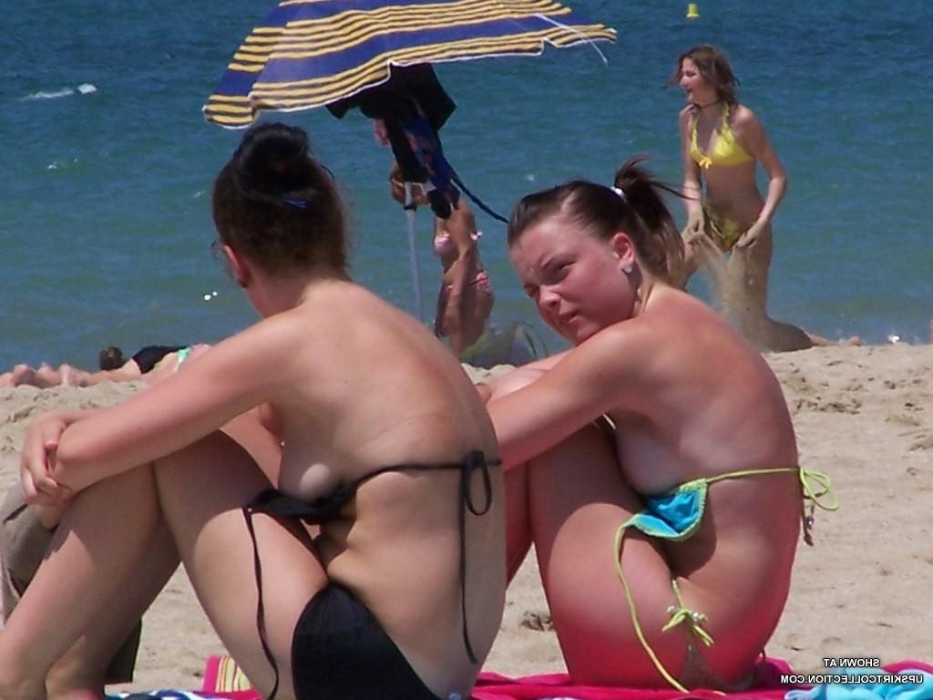 12P Bikinis slide down uncovering babes' hot tits