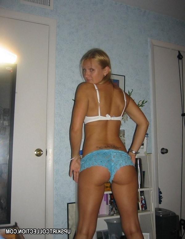 14P This dishy teen looks great with nude tits and nice thong