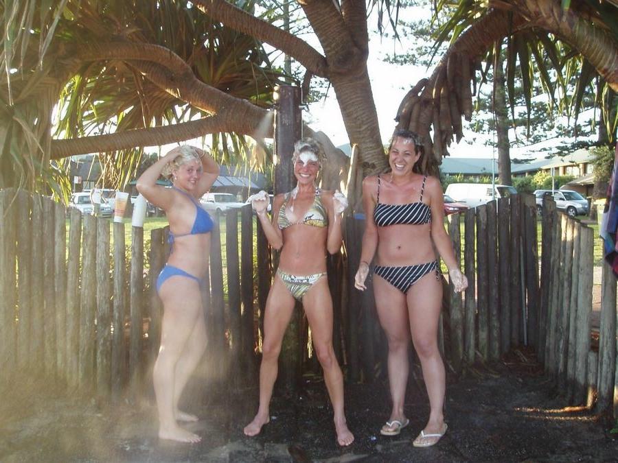 20P College amateur teens in bikinis