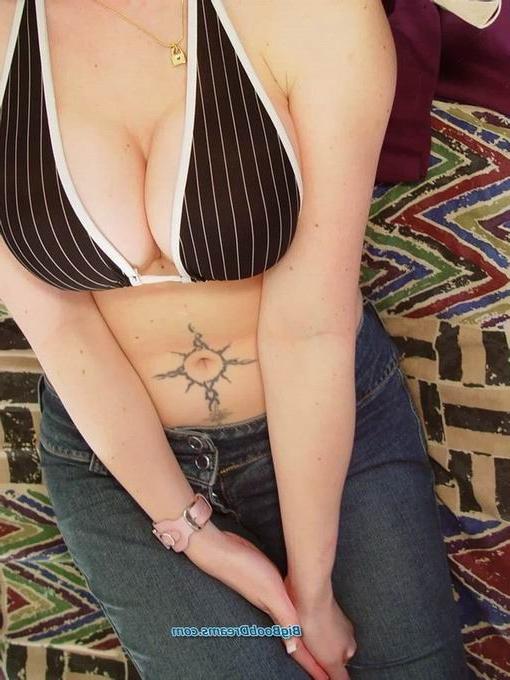 16P Amateur big tits and bikini