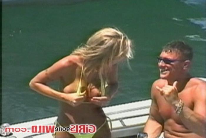 10P Babes on spring break open their bikini tops and flash us