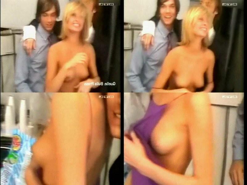 15P Celebrity bimbo Paris Hilton half naked &amp;amp; topless