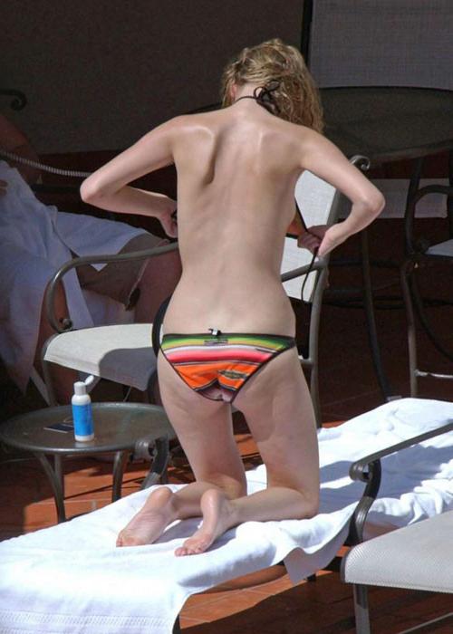 15P Thin celeb Mischa Barton topless and in bikini