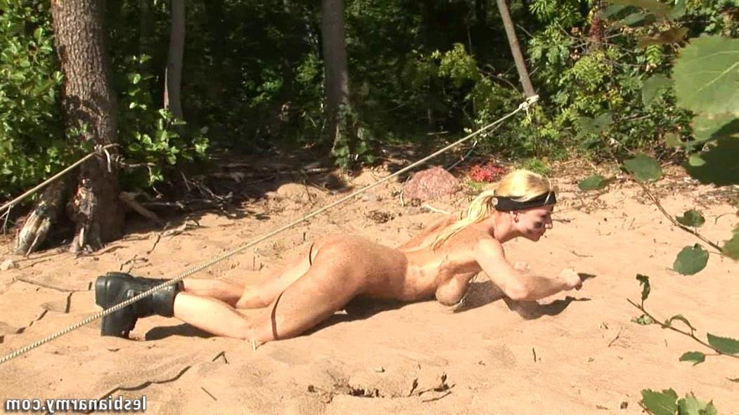 12P Nude soldier in lesdom order of her officer