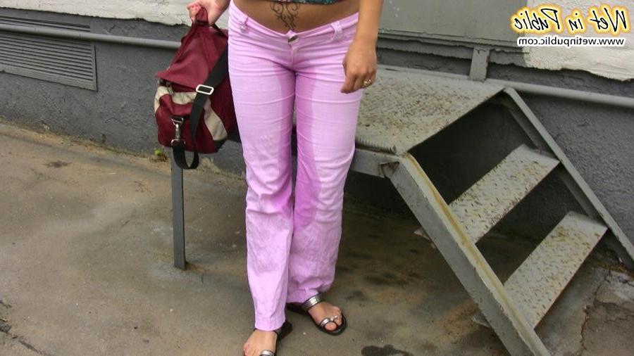 15P Very tight and urine-soppy pink jeans of a short-haired street pisser