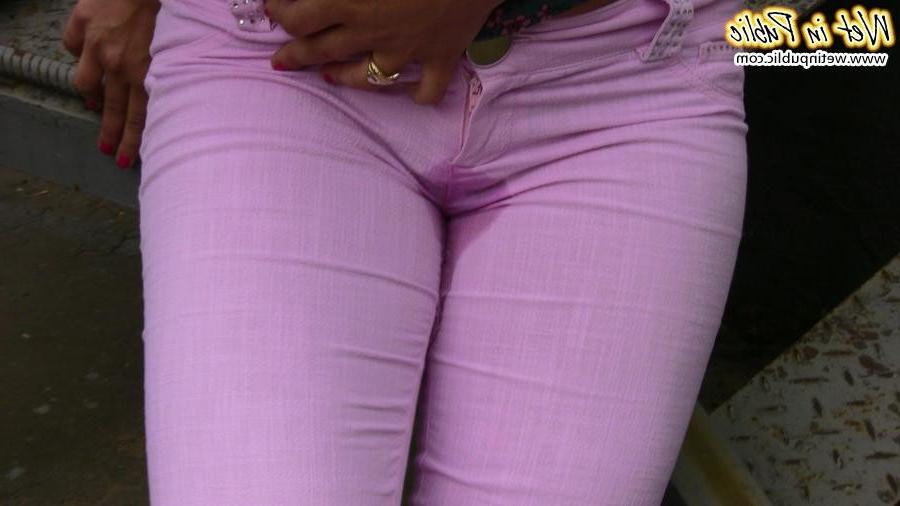 15P Very tight and urine-soppy pink jeans of a short-haired street pisser