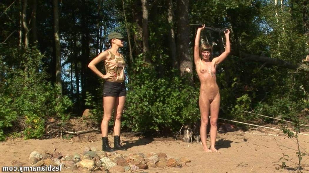 12P Commando girl trained for guerilla warfare