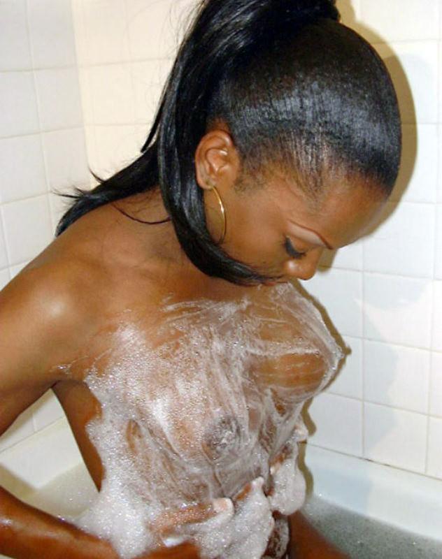 20P Ebony shemale bathing enormous cock