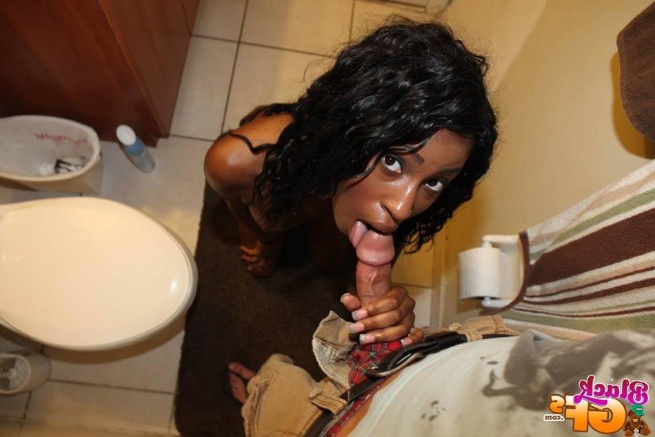 15P Sexy black chick fucked in the bathroom