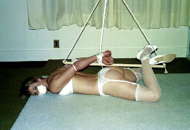 9P Tied-up blonde Cindy