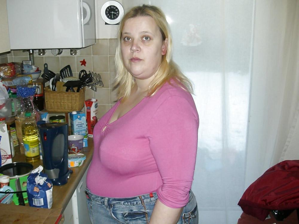 25P Sex Pig Slut Fat Wife From SmutDates.com