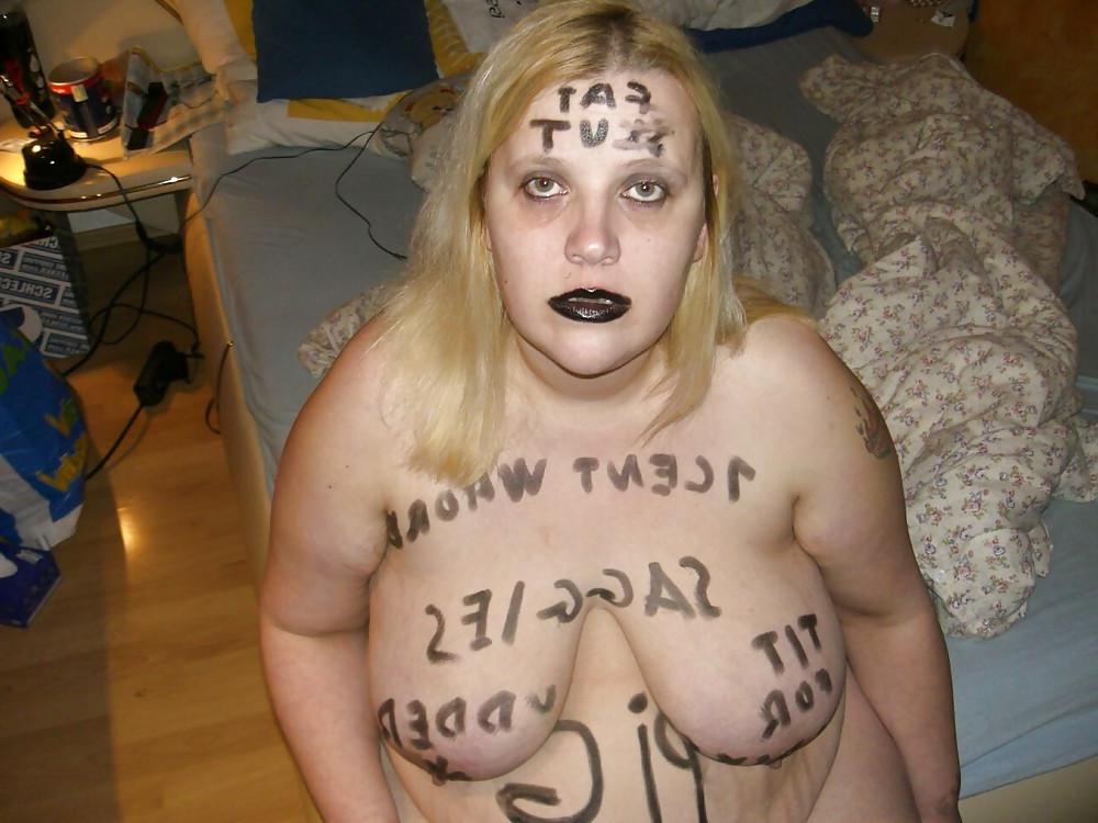 25P Sex Pig Slut Fat Wife From SmutDates.com