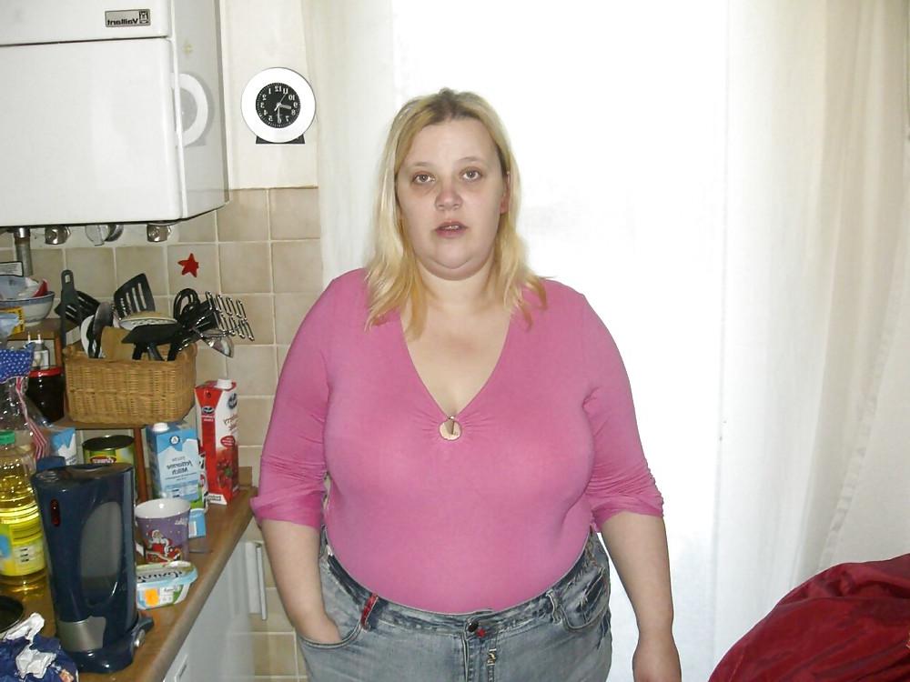 25P Sex Pig Slut Fat Wife From SmutDates.com