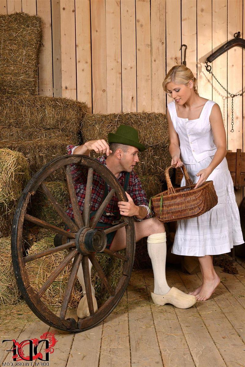 16P Sexy farm girl Sweet Cat gets fucks hard in the barn