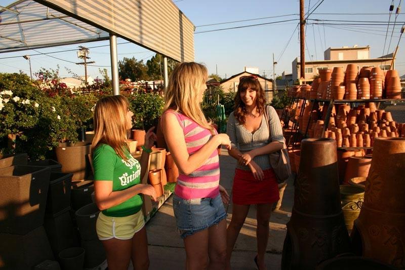 16P Enjoy three delicious and sweet lesbian pussies having fun