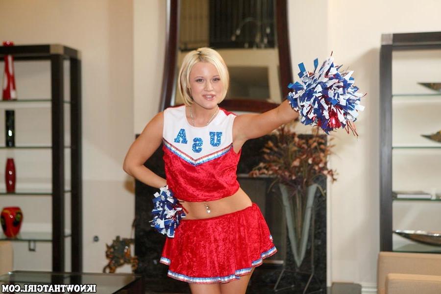 17P Sexy blonde cheerleader in hardcore fucking action