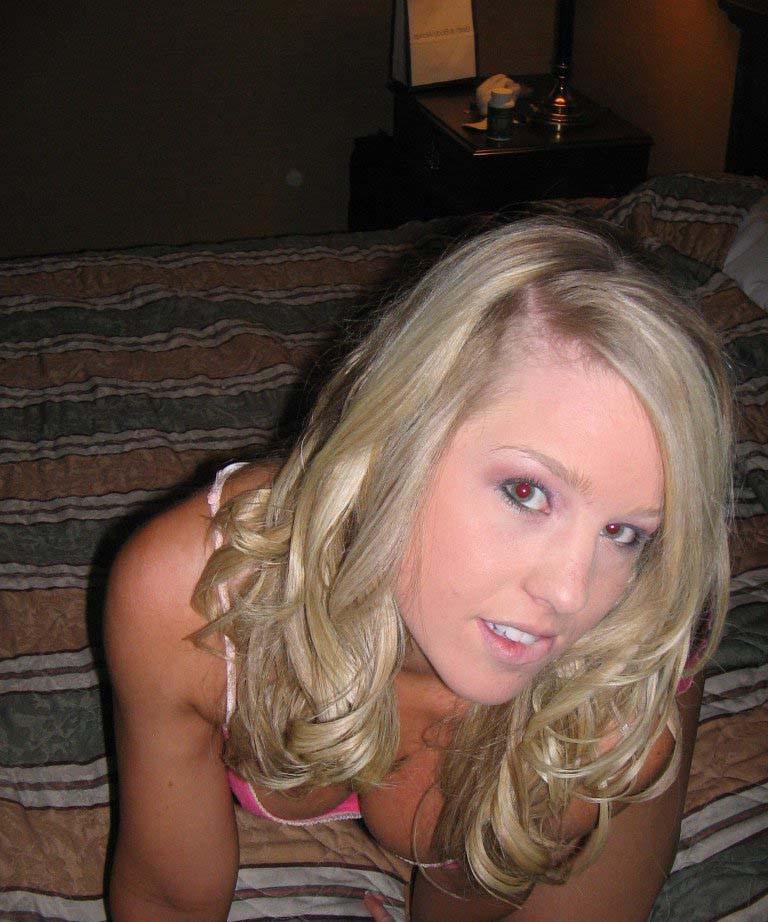 15P Sexy Blonde Military Girlfriend 