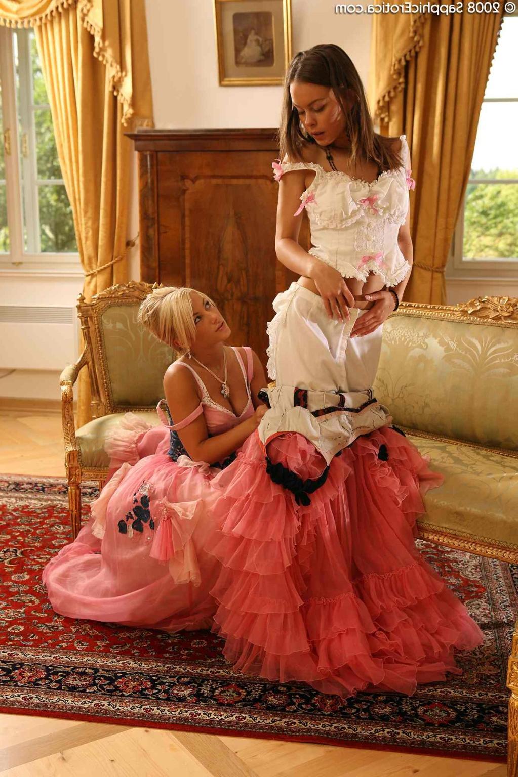 16P Hot lesbians wearing antique skirts and bustiers and fucking