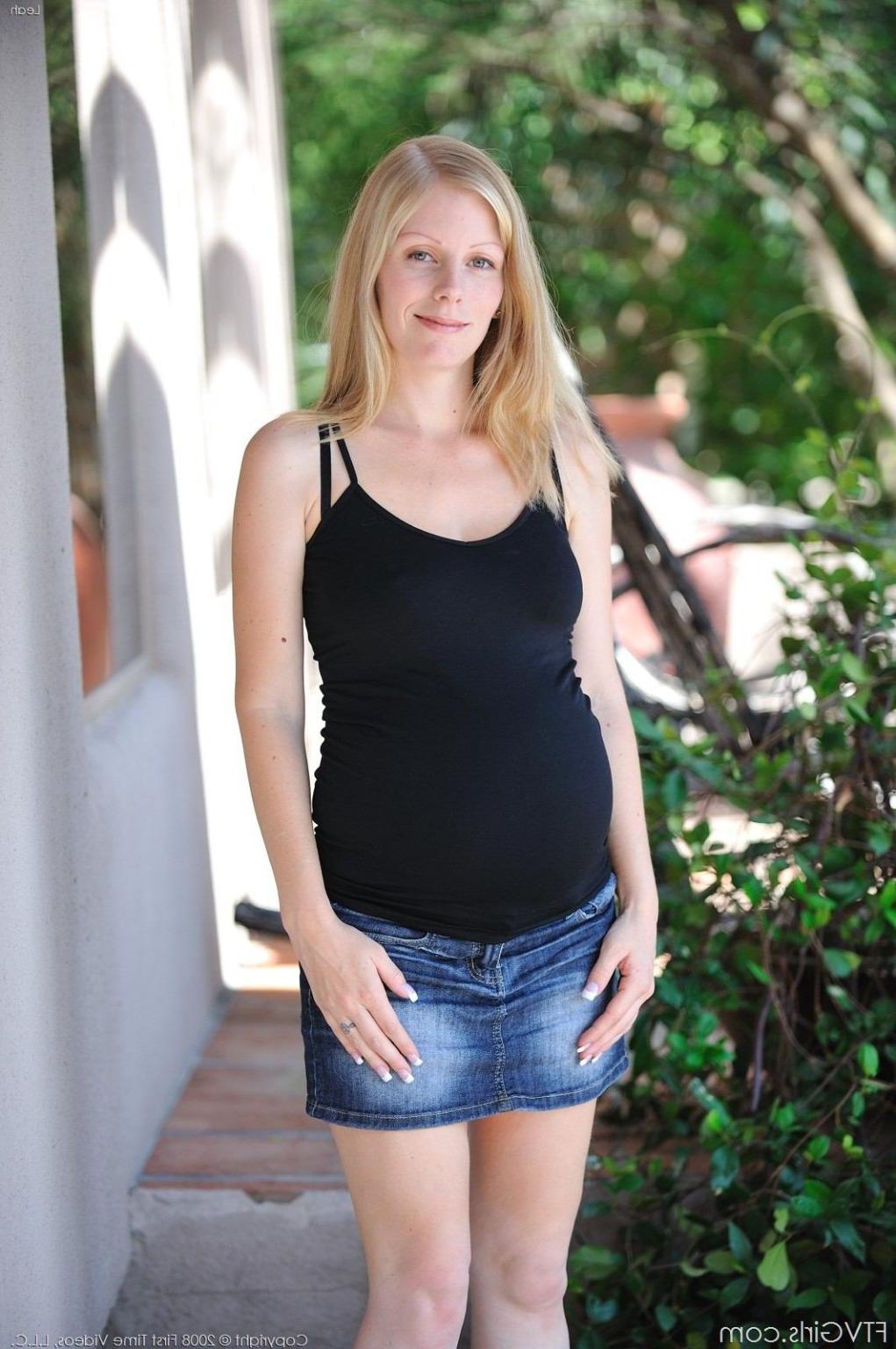 16P Naughty pregnant woman milking her tits and licking her own milk
