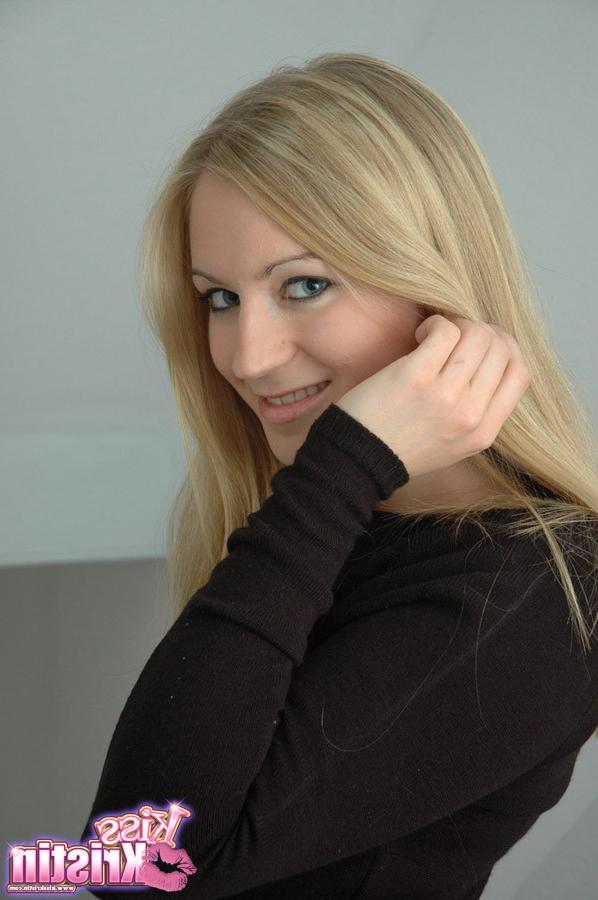 12P Teen showing off her little thong