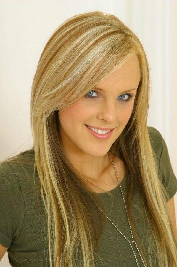15P Blonde babe in army colors and cotton panties