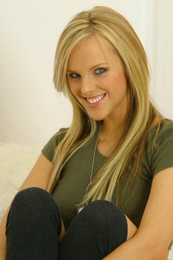 15P Blonde babe in army colors and cotton panties