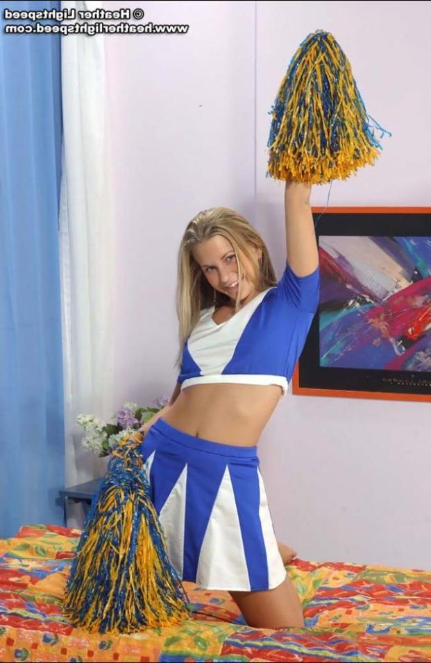 15P Cute cheerleader shows pink