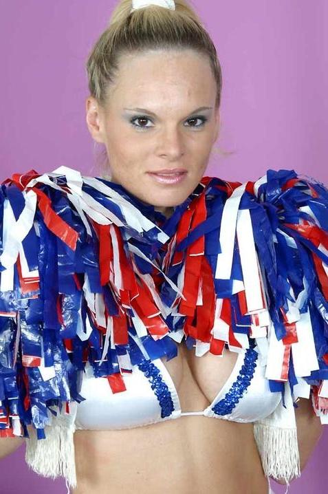16P Big Tit Blonde Mom in Cheerleader Outfit