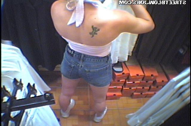 15P Skinny blonde gets boned in restaurant bathroom