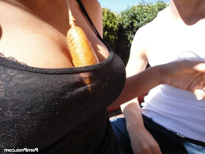 12P Sausage Down The Throat