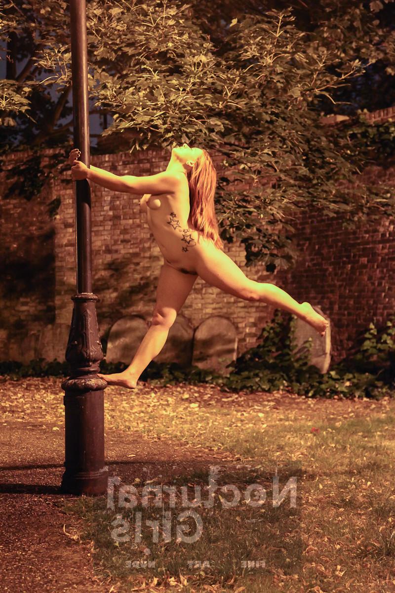 8P Red haired girl posing nude outdoor in the night time