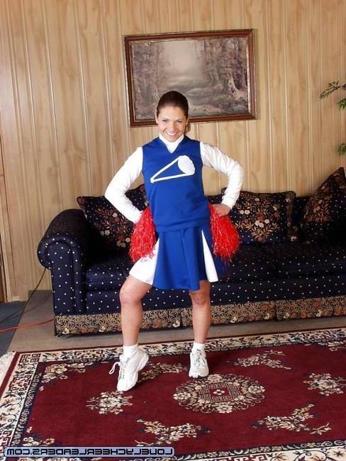 15P Ravishing Cheerleader Katie stripping for you