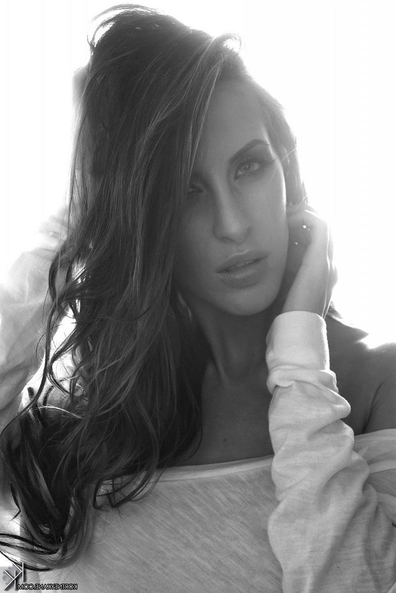 16P Kortney Kane poses in black and white glamour photos