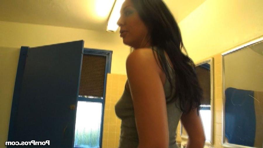 16P Couple has doggy style pov sex in the bathroom