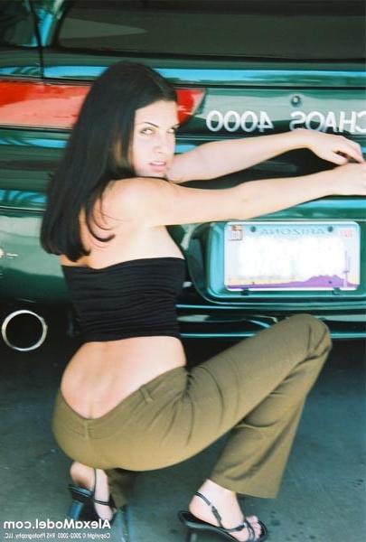 15P Alexa Model poses and plays