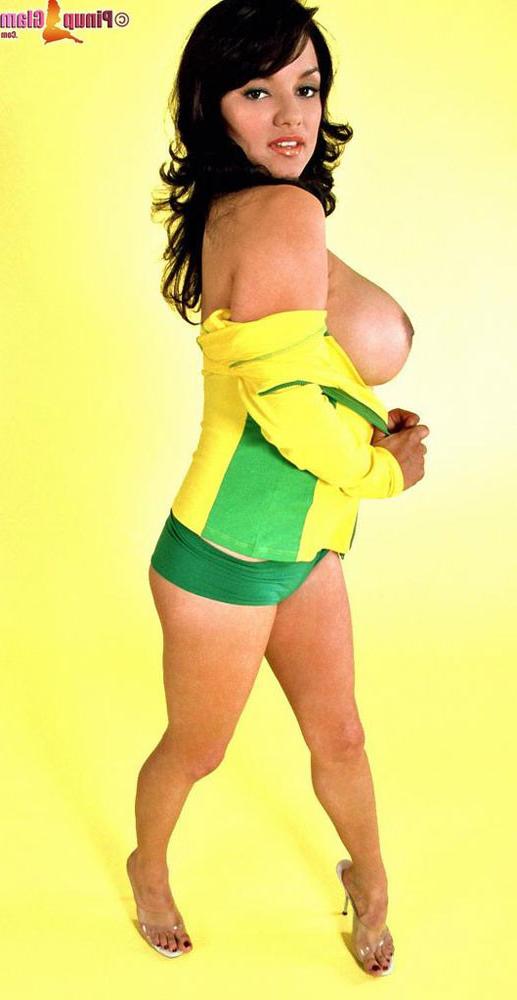 12P Monica Mendez in brazilian soccer outfit
