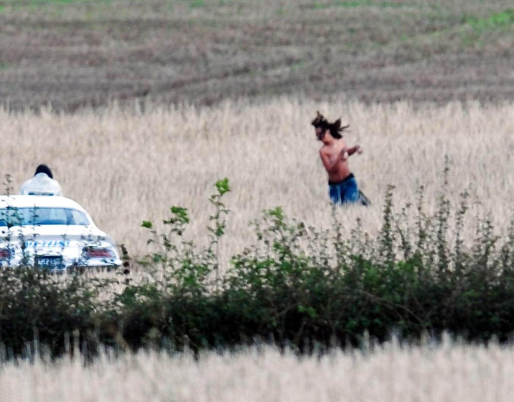 18P Rihanna Topless Candids on We Found Love Music Video Set