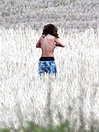 18P Rihanna Topless Candids on We Found Love Music Video Set