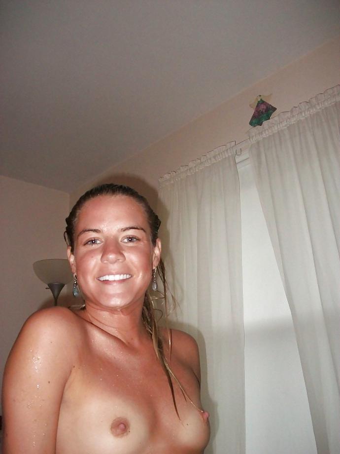 25P Hairy tight pussy