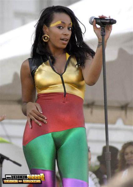 15P Solange Knowles posing sexy and slutty in glamorous and paparazzi photos